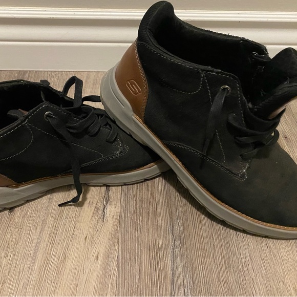 Men’s sketcher suede boots worn 2xs - Picture 2 of 5